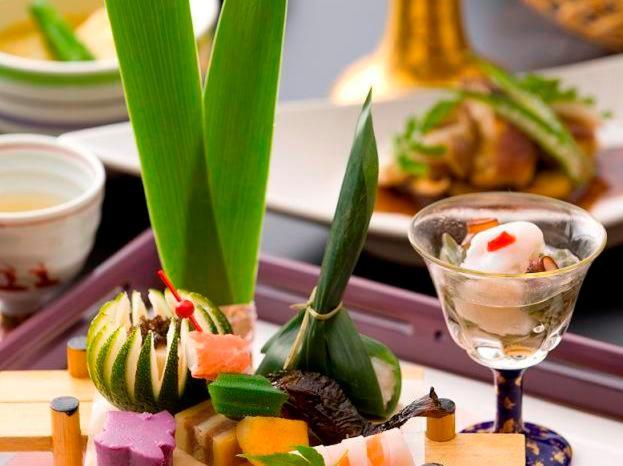 Ryotei Tanokura Hotel Юфу Екстериор снимка
