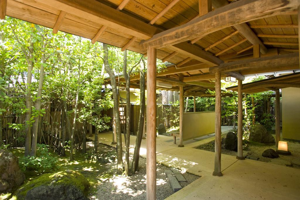 Ryotei Tanokura Hotel Юфу Екстериор снимка