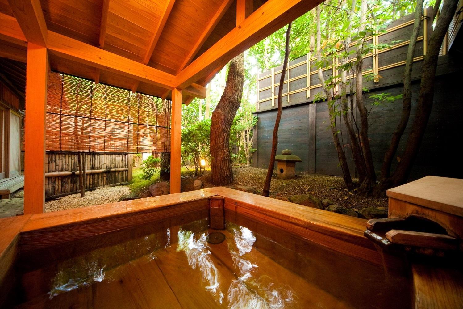 Ryotei Tanokura Hotel Юфу Екстериор снимка