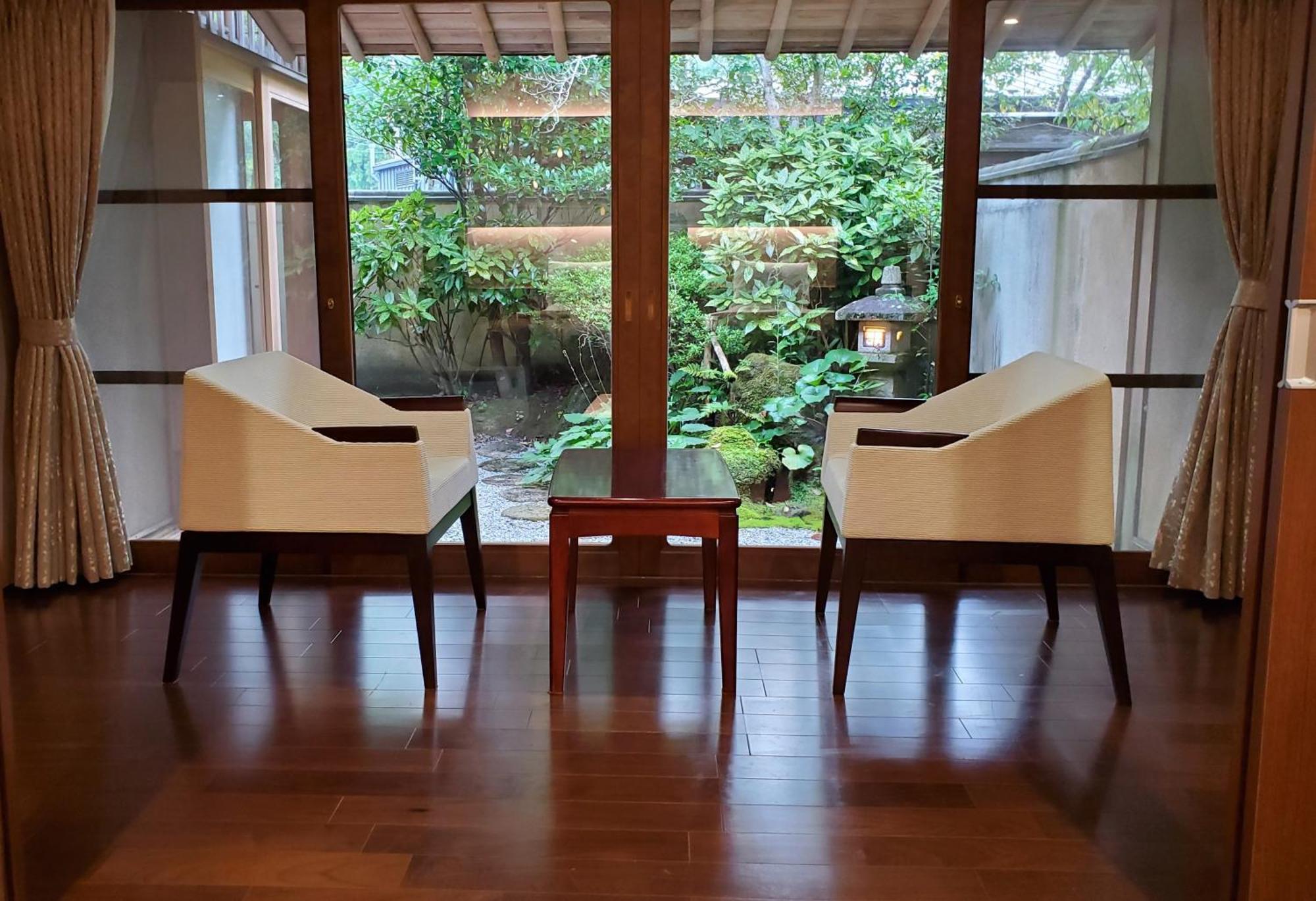 Ryotei Tanokura Hotel Юфу Екстериор снимка