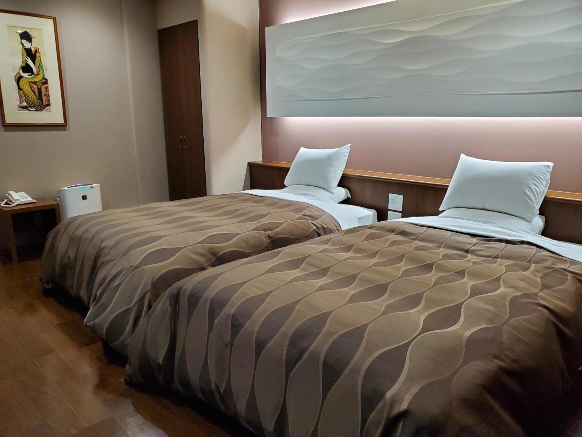 Ryotei Tanokura Hotel Юфу Екстериор снимка
