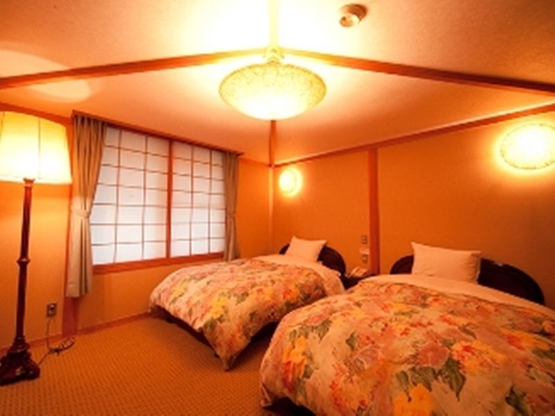 Ryotei Tanokura Hotel Юфу Екстериор снимка