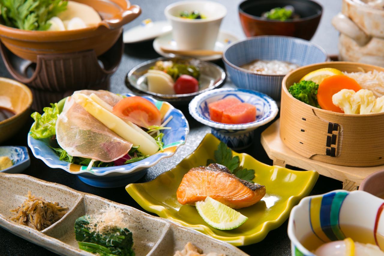 Ryotei Tanokura Hotel Юфу Екстериор снимка